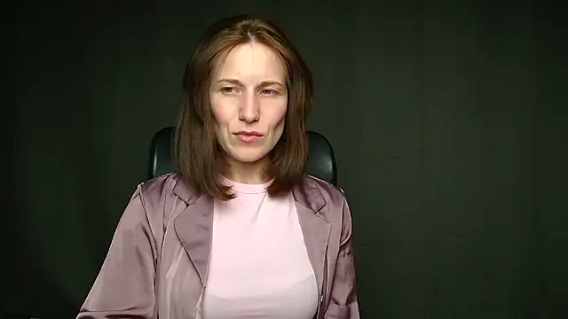 Kelly Kisss online show from January 14, 1:04 pm