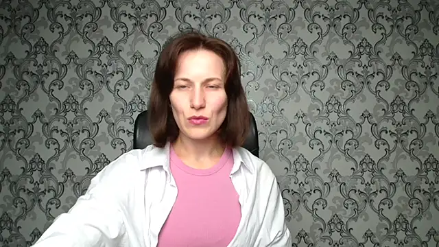 Snapshot of Kelly_Kisss chatting on November 8, 12:20 pm Kelly Kisss online show from November 8, 12:20 pm