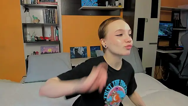 SammySccott online show from March 27, 8:22 am