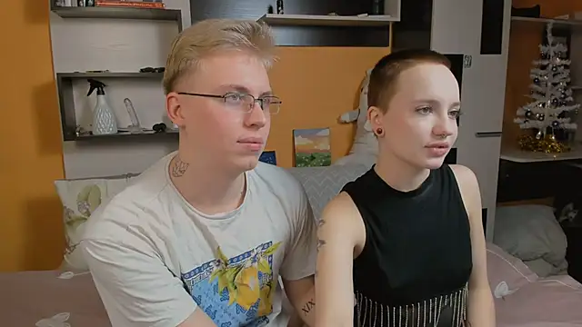 SammySccott online show from December 19, 7:11 am