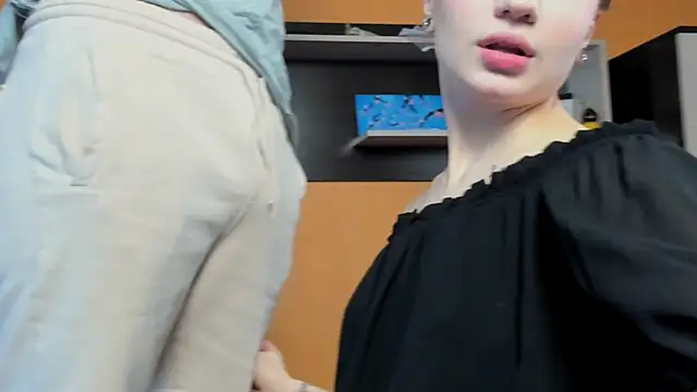 SammySccott online show from March 31, 7:32 am