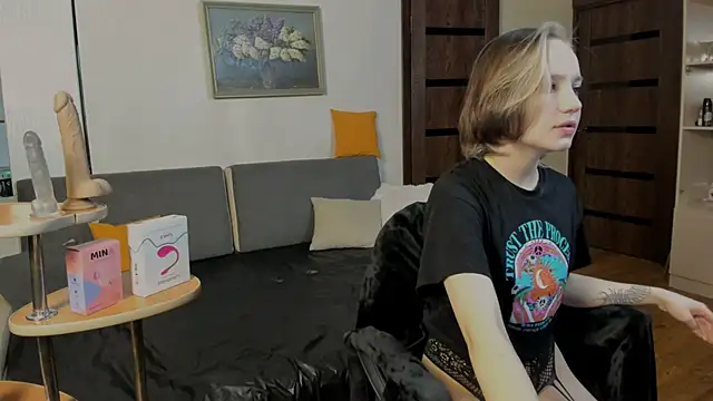 SammySccott online show from November 28, 1:17 am