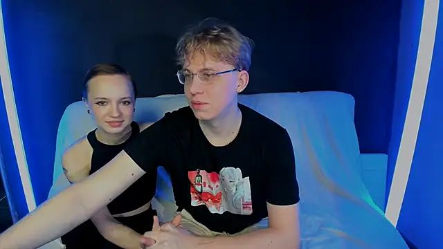 SammySccott online show from April 3, 6:53 am