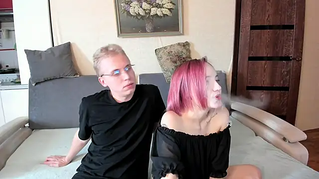 Snapshot of SammySccott chatting on October 9, 7:42 am SammySccott online show from October 9, 7:42 am