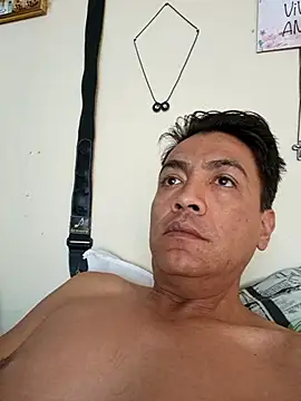 Snapshot of cachos2025 chatting on July 13, 1:54 pm cachos2025 online show from July 13, 1:54 pm