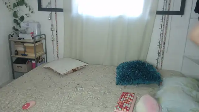 Snapshot of porndollbaby chatting on July 15, 10:28 pm porndollbaby online show from July 15, 10:28 pm