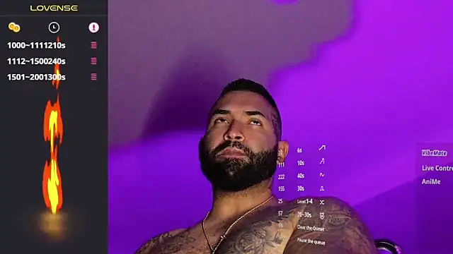 Max-prada online show from July 25, 1:57 am
