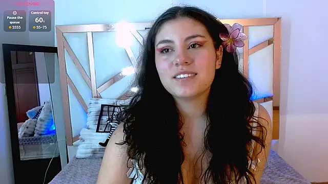 Snapshot of hannia_baileys chatting on November 11, 9:20 pm hannia baileys online show from November 11, 9:20 pm