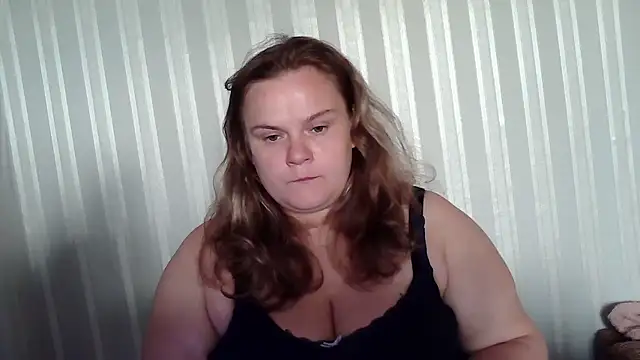 Snapshot of HollyXEva chatting on September 9, 6:01 am HollyXEva online show from September 9, 6:01 am