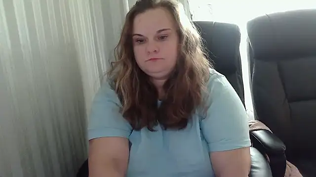 Snapshot of HollyXEva chatting on September 28, 10:22 am HollyXEva online show from September 28, 10:22 am