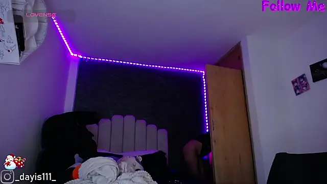 dayis sweet online show from December 3, 2:23 am