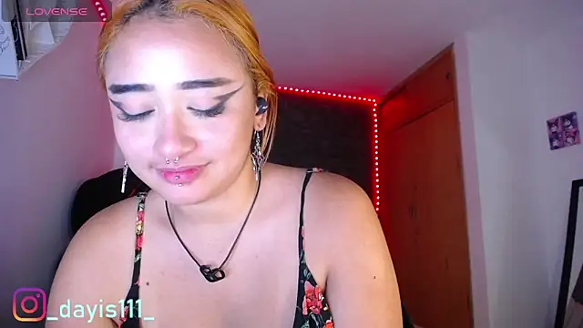 Snapshot of dayis_sweet chatting on September 27, 3:34 am dayis sweet online show from September 27, 3:34 am