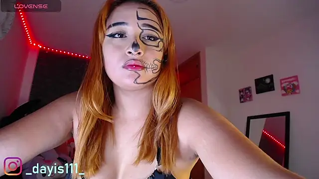 dayis sweet online show from October 31, 1:02 am