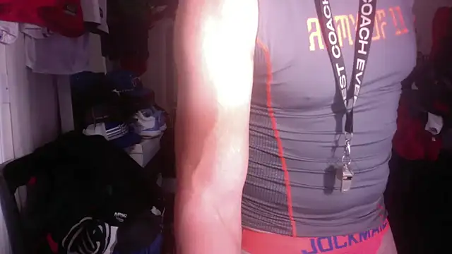 DILFJockDad87 online show from October 25, 11:38 pm