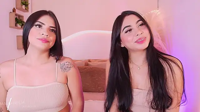 maia lia  online show from September 10, 8:30 pm