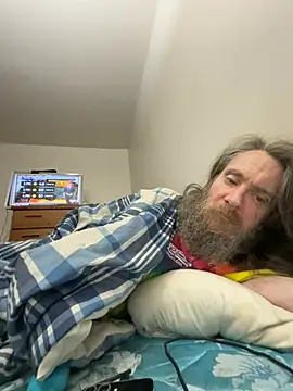 Snapshot of eager1975 chatting on March 27, 11:11 am eager1975 online show from March 27, 11:11 am