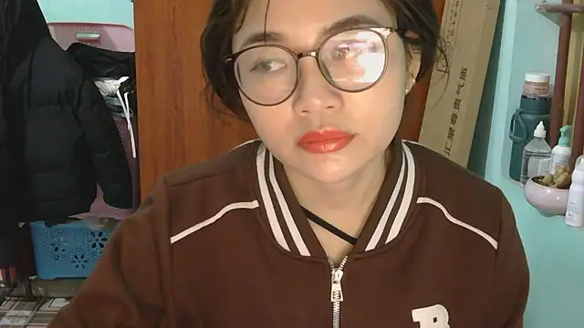 Uhem112 online show from November 25, 1:17 am