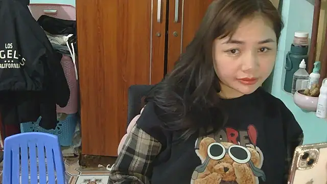 Uhem112 online show from November 28, 12:49 pm