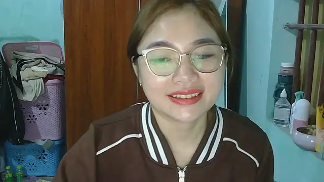 Uhem112 online show from November 4, 3:43 am