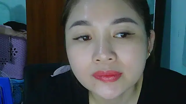 Uhem112 online show from October 25, 1:56 pm