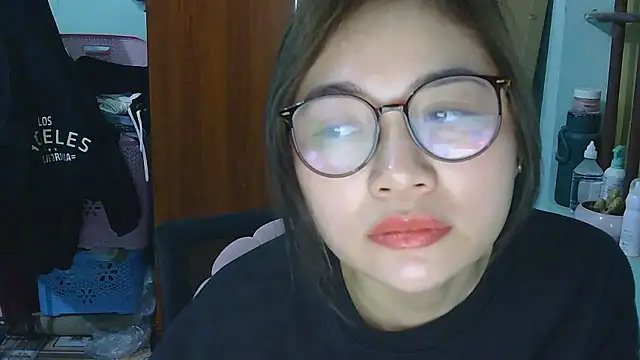 Uhem112 online show from November 25, 1:22 pm