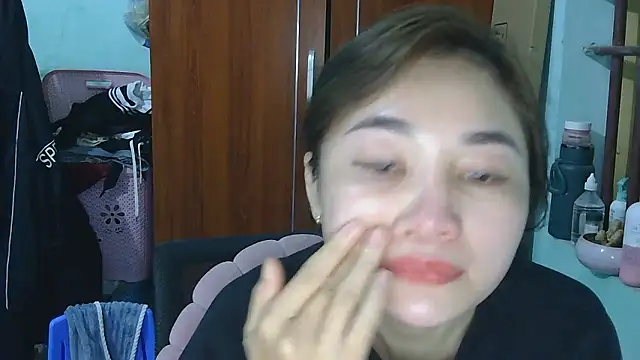 Uhem112 online show from December 3, 1:21 pm