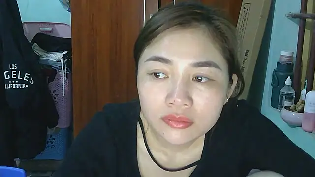 Uhem112 online show from December 2, 1:13 pm