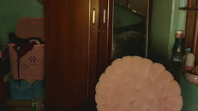 Uhem112 online show from November 12, 1:54 am