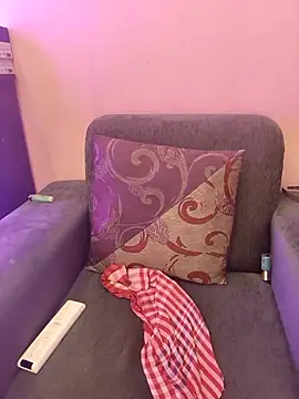 Miss Mayaa  online show from March 15, 11:39 am
