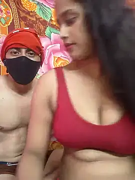 Seducing couple online show from September 14, 8:15 am