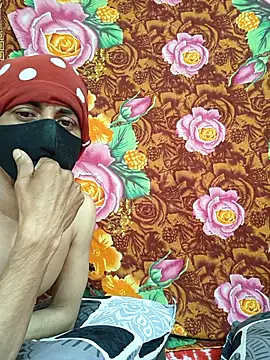 Seducing couple online show from January 17, 4:38 am