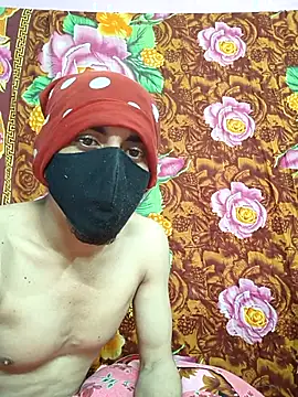 Seducing couple online show from January 7, 9:58 am