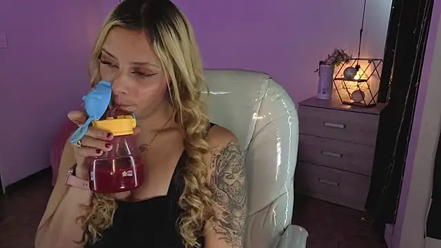 Jennaa Cooper online show from October 20, 7:36 pm