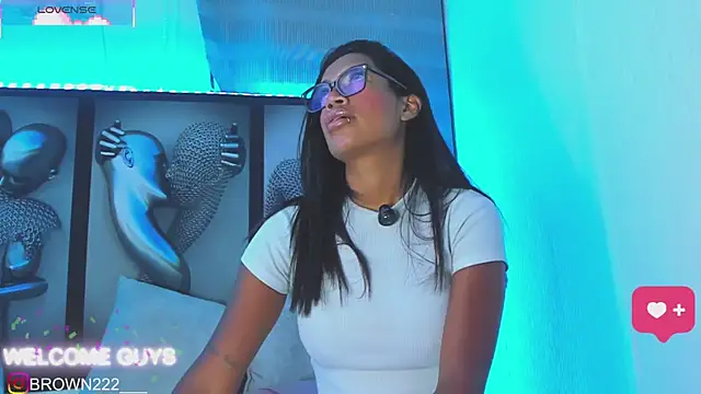 Snapshot of _naomibrown_ chatting on September 27, 4:40 am naomibrown online show from September 27, 4:40 am