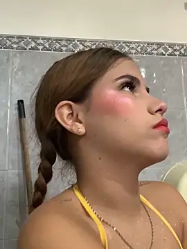 MiiluRosse online show from October 28, 12:15 pm