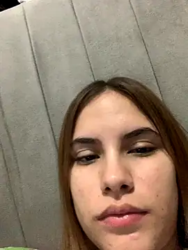 MiiluRosse online show from November 16, 2:16 am