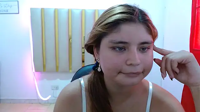 Snapshot of keilicita_tonny_18 chatting on October 29, 6:07 pm keilicita tonny 18 online show from October 29, 6:07 pm