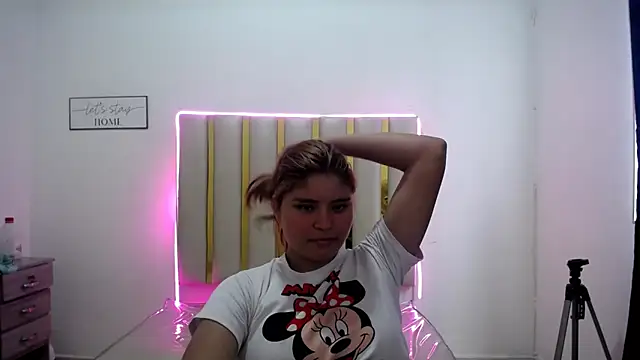 keilicita tonny 18 online show from October 7, 4:52 pm