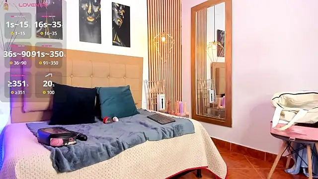  samanthaa foxx online show from September 16, 11:55 am