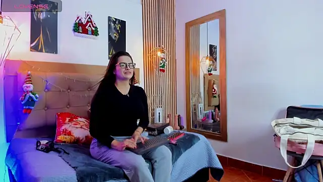  samanthaa foxx online show from December 4, 3:16 am