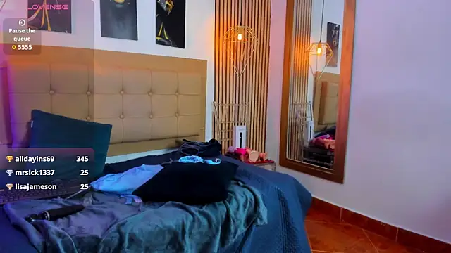  samanthaa foxx online show from January 5, 5:27 pm
