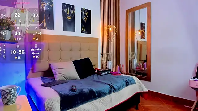  samanthaa foxx online show from November 14, 10:30 am