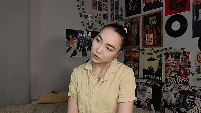 OdetteBiddy online show from November 21, 8:08 pm