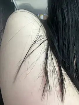 Snapshot of Briana_Hottt chatting on June 19, 4:02 pm Briana Hottt online show from June 19, 4:02 pm