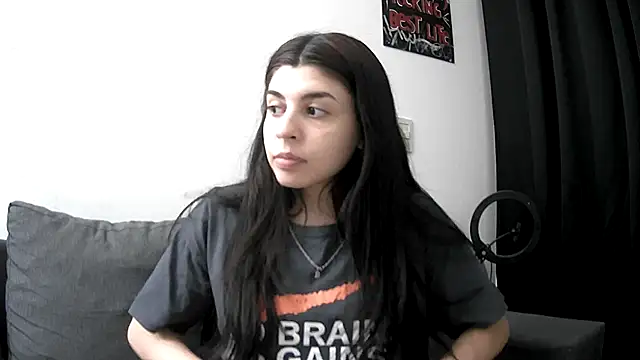 VioletaZein online show from November 22, 4:44 am