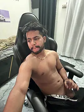 Kartikkartik8595 online show from April 12, 10:46 pm