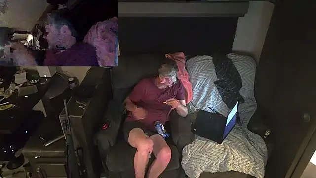 Snapshot of Cobra500hp@xh chatting on February 17, 6:44 am Cobra500hpxh online show from February 17, 6:44 am