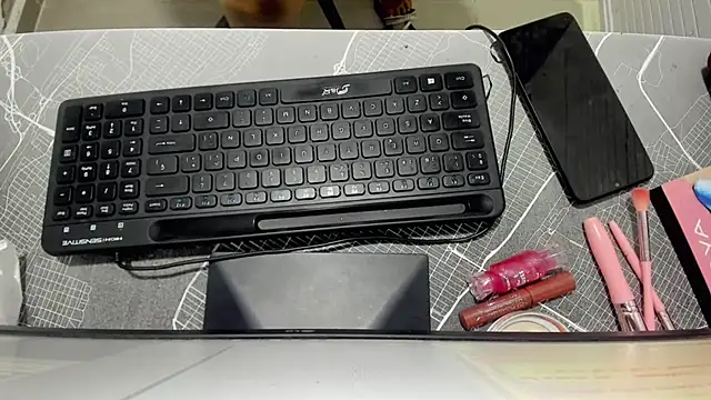 sweet hanna27 online show from November 16, 2:38 am