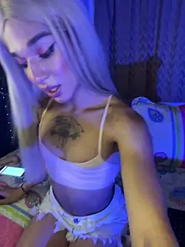 Snapshot of terra_sunligth chatting on February 26, 3:17 am terra sunligth online show from February 26, 3:17 am