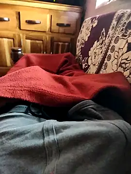 Snapshot of sudu_slave chatting on November 7, 8:19 am sudu slave online show from November 7, 8:19 am